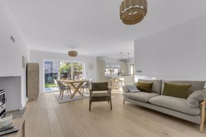 Photo 78- click for photo gallery